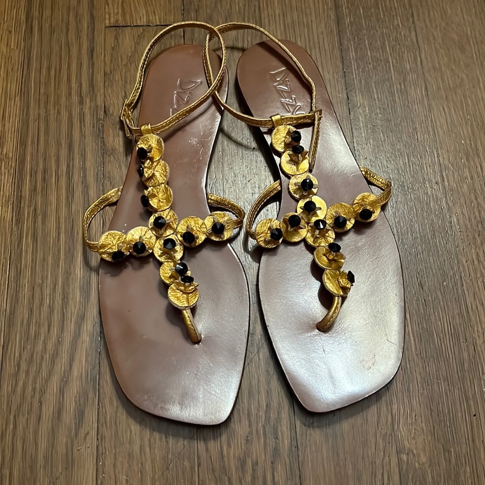 Dizzy Ankle Strap Sandals Size 9 with 💥BONUS Pair